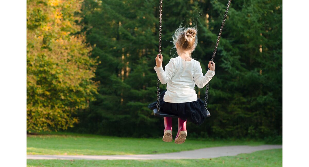 ブランコがこげる人へ 大人ブランコは あの日子供の時にこいだ感覚そのままに 町田でヨガのレッスンstudio プラムラインブログ